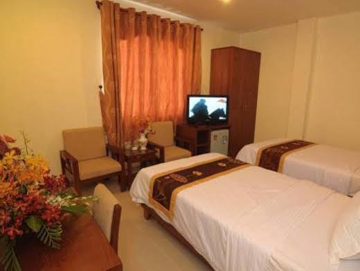 Reddoorz Ruby Star Hotel Truong Dinh ホーチミン市 エクステリア 写真